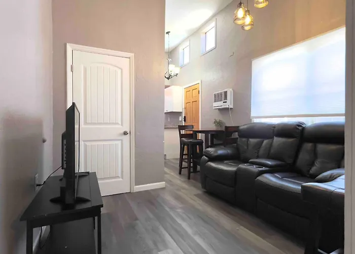 Gorgeous Remodeled 2 Bedroom * Tucson