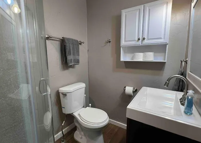 Holiday home Gorgeous Remodeled 2 Bedroom *