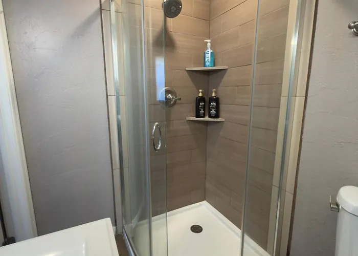 Gorgeous Remodeled 2 Bedroom Tucson