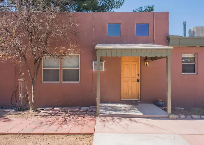 Gorgeous Remodeled 2 Bedroom