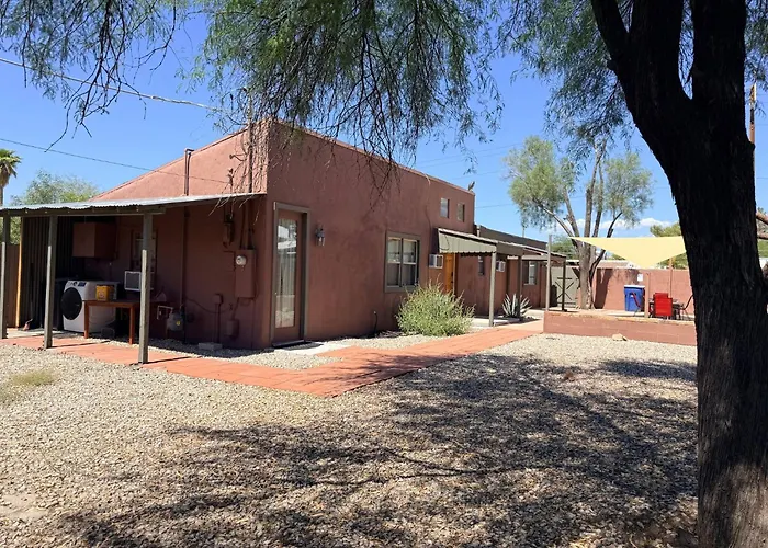 Gorgeous Remodeled 2 Bedroom Tucson